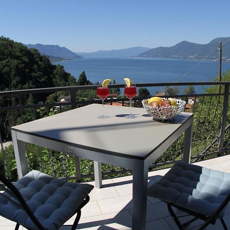 Casa Colmegna Mit Traumhaften See- Und Bergblick Luino Extérieur photo