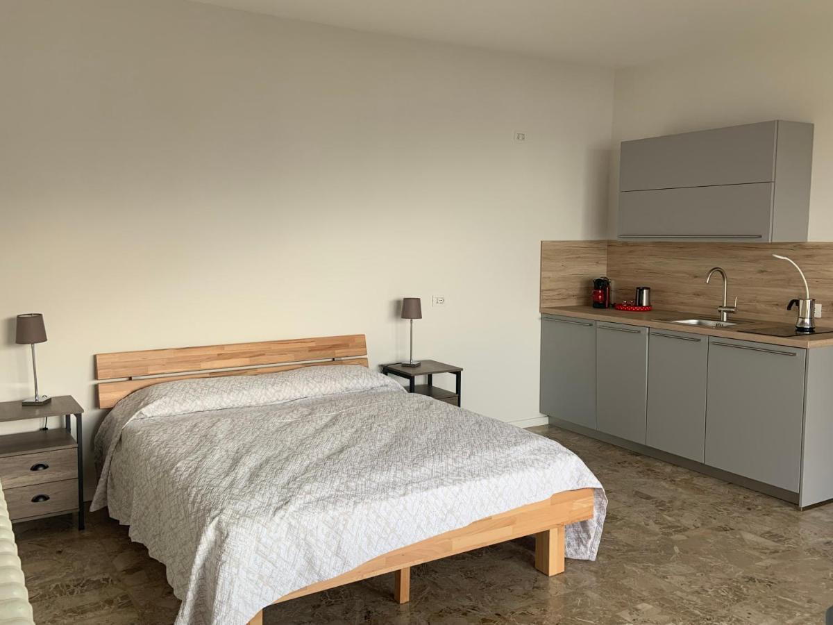 Casa Colmegna Mit Traumhaften See- Und Bergblick Luino Extérieur photo
