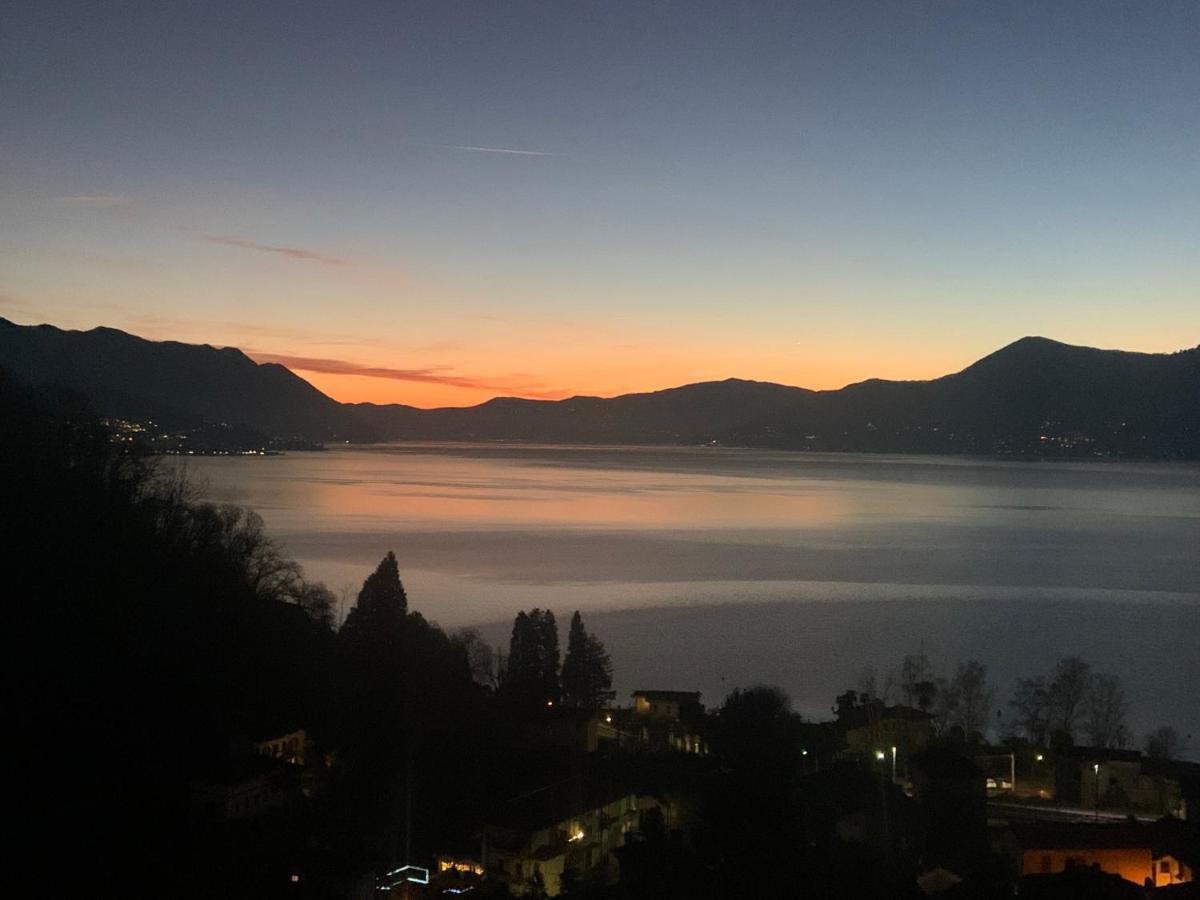 Casa Colmegna Mit Traumhaften See- Und Bergblick Luino Chambre photo