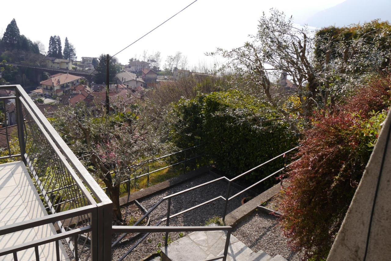 Casa Colmegna Mit Traumhaften See- Und Bergblick Luino Extérieur photo