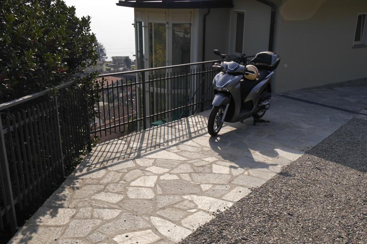 Casa Colmegna Mit Traumhaften See- Und Bergblick Luino Extérieur photo