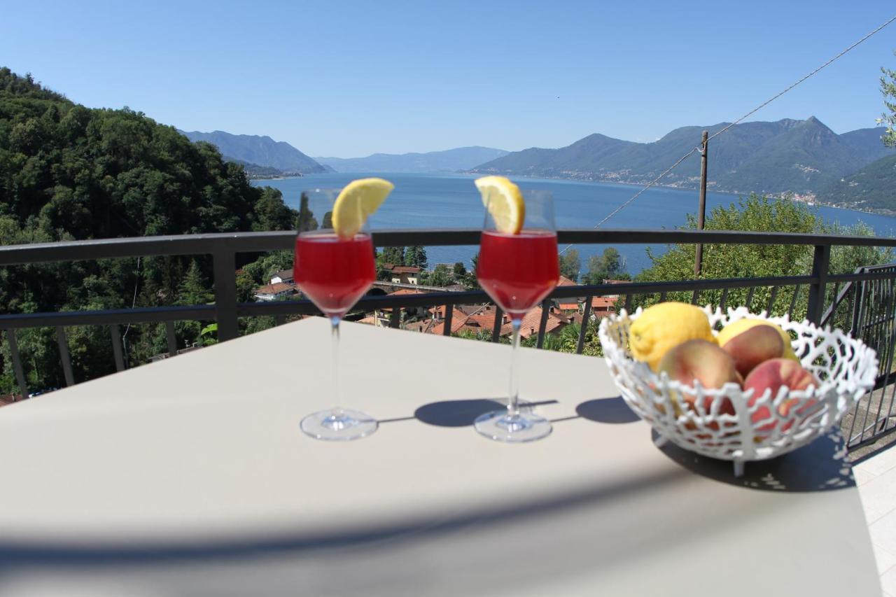 Casa Colmegna Mit Traumhaften See- Und Bergblick Luino Extérieur photo